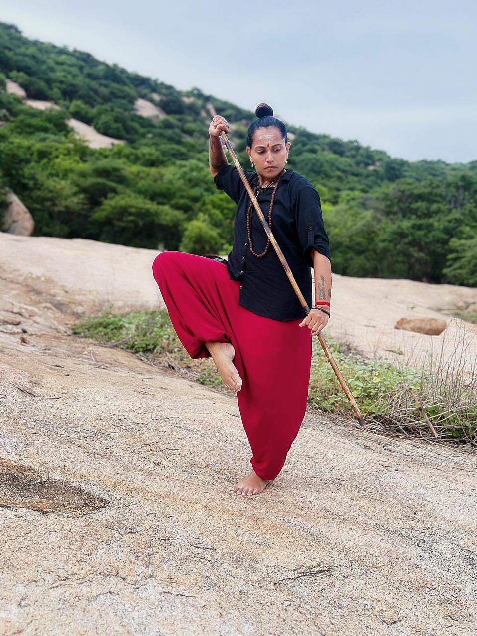 Rathi Priya Meipadam Pose 2